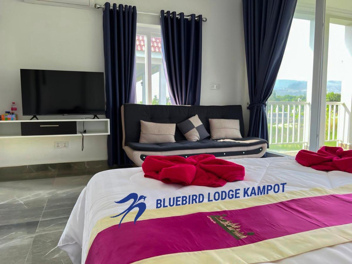 Bluebird Lodge كامبوت المظهر الخارجي الصورة